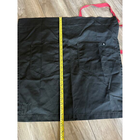 Hedley & Bennett Bistro Apron Charcoal Gray with Maroon Straps - Picture 3 of 10